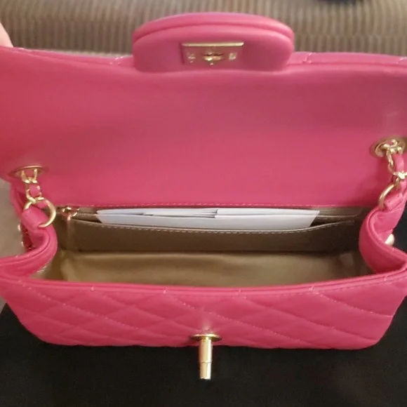 Beautiful all leather, tribute bag,, BNWT, Pink purse. - Picture 3 of 3